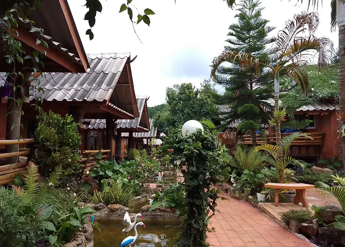 Lung Soi Nguen Homstay Pang Oung